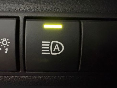 Used 2026 Toyota Corolla LE image 7