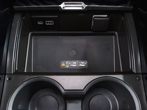 Used 2021 GMC Yukon Denali AWD/4WD image 18