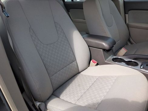 Used 2012 Ford Fusion SE image 18