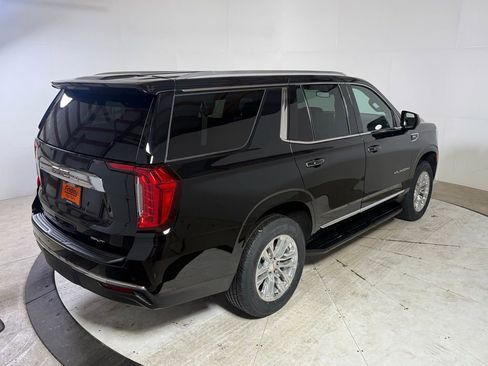 Used 2024 GMC Yukon SLT image 7