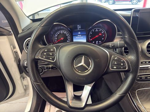 Used 2017 Mercedes-Benz C 300 4MATIC Sedan image 18