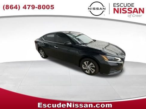 New 2025 Nissan Altima 2.5 S FWD image 2