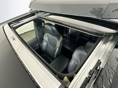 Used 2024 Lexus GX 550 AWD/4WD image 21