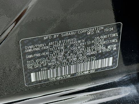 Used 2024 Subaru Crosstrek 2.0i Premium image 12