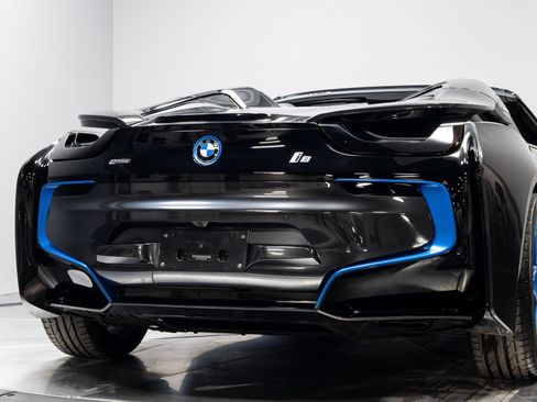 Used 2019 BMW i8 Roadster image 68