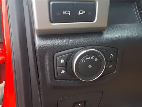 Used 2016 Ford F150 Lariat w/ Equipment Group 502A Luxury image 17