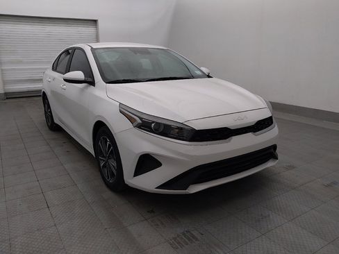 Used 2023 Kia Forte LXS FWD image 13