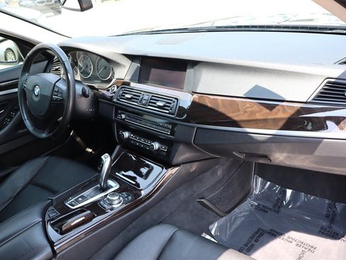 Used 2011 BMW 550i Sedan RWD image 15