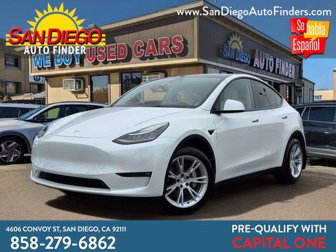 Used 2021 Tesla Model Y Long Range AWD/4WD image 1