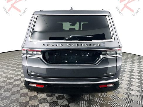 Used 2023 Jeep Grand Wagoneer L Series III w/ Rear Seat Video Group 1 image 6
