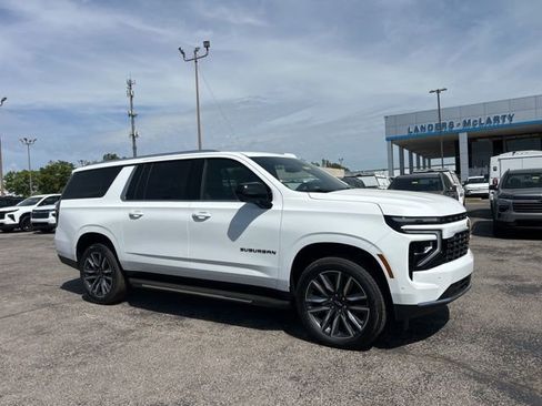 New 2026 Chevrolet Suburban LS w/ LS Custom Edition AWD/4WD image 1