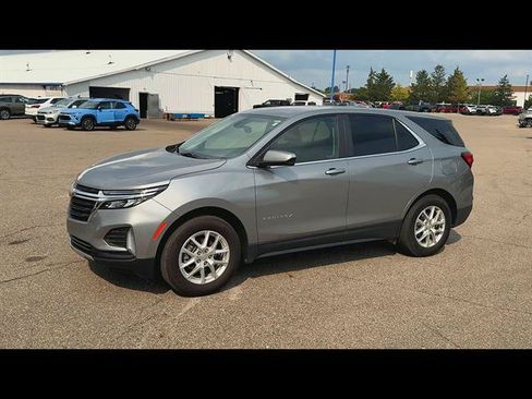 Used 2024 Chevrolet Equinox LT w/ LPO, Floor Liner Package FWD image 32