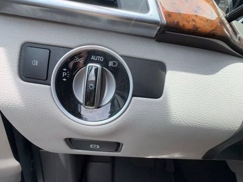 Used 2015 Mercedes-Benz ML 350 4MATIC image 9
