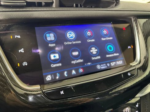 Used 2024 Cadillac XT6 Sport w/ LPO, ONYX Package image 21