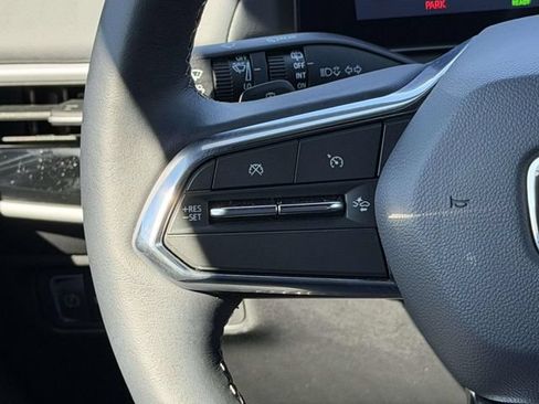 Certified 2025 Honda Prologue Elite image 18