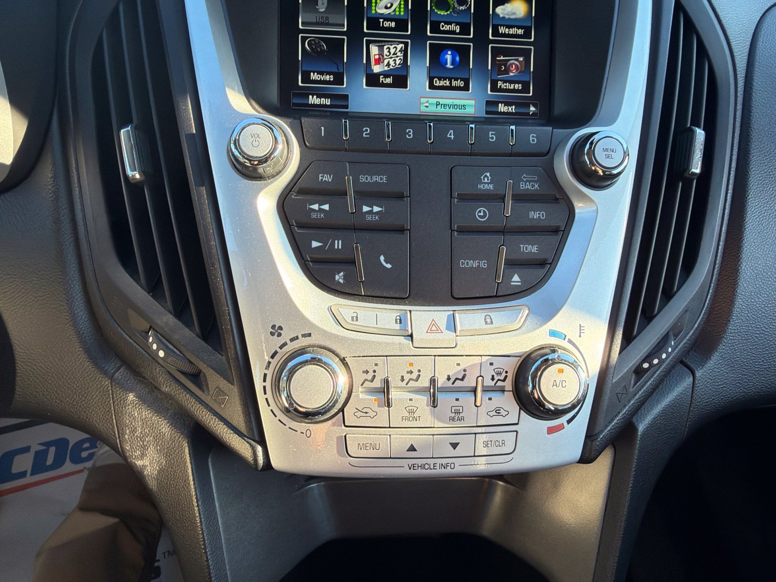 Used 2015 Chevrolet Equinox LT w/ Driver Convenience Package FWD image 15