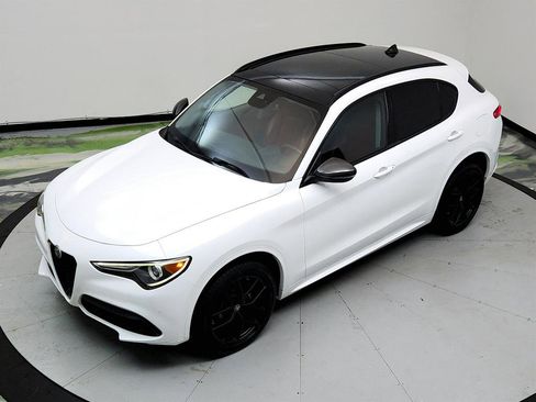 Used 2020 Alfa Romeo Stelvio Sport w/ Quick Order Package 22K Sport image 32
