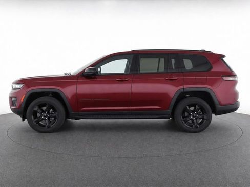 Used 2023 Jeep Grand Cherokee L Laredo AWD/4WD image 6