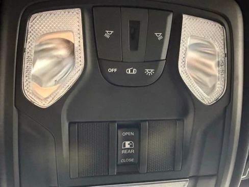 Used 2021 RAM 1500 Big Horn image 26