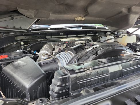 Used 2024 GMC Sierra 3500 Denali Ultimate image 31