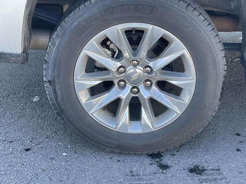 Used 2019 Chevrolet Silverado 1500 LTZ image 11