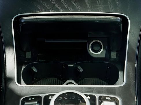 Used 2018 Mercedes-Benz GLC 300 4MATIC image 46