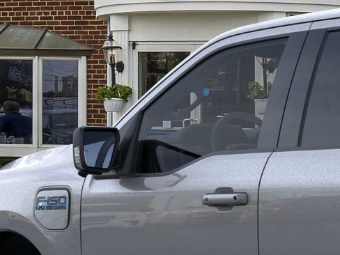 New 2025 Ford F150 Lightning Flash AWD/4WD image 20