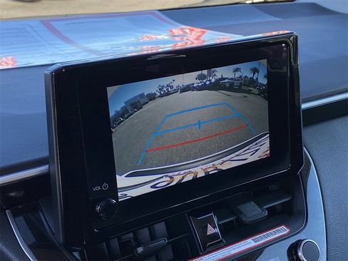 Certified 2025 Toyota Corolla LE image 28