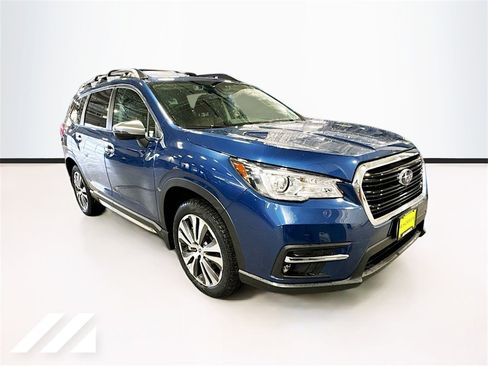 Used 2022 Subaru Ascent Touring image 3
