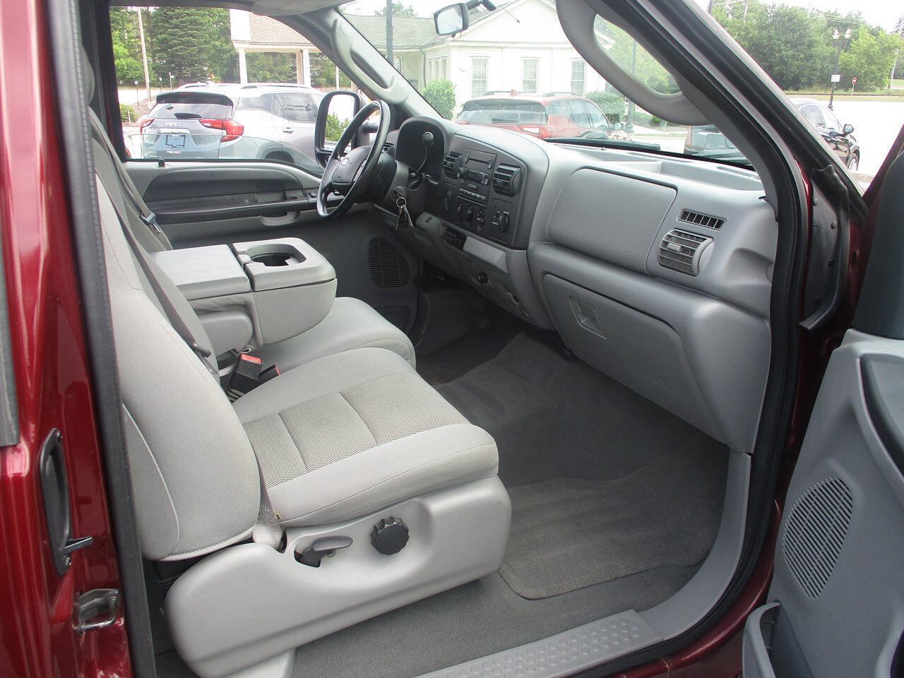 Used 2007 Ford F250 XLT AWD/4WD image 10