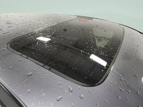 Used 2017 Acura RDX AWD w/ Advance Package image 16