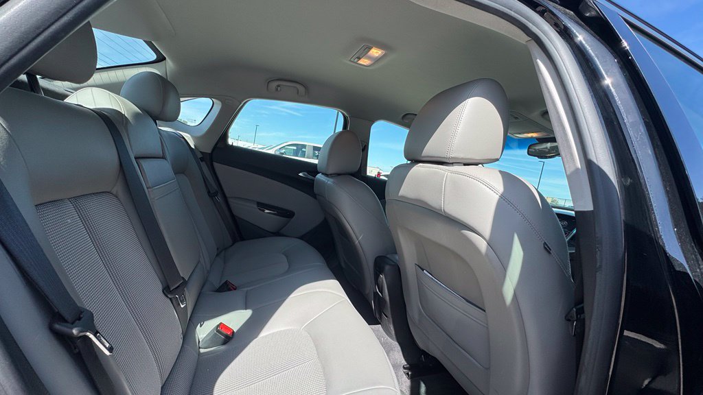 Used 2012 Buick Verano FWD image 9