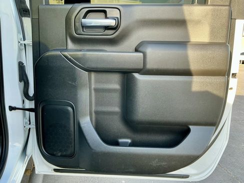 Used 2021 Chevrolet Silverado 2500 LT w/ Z71 Off-Road Package image 25