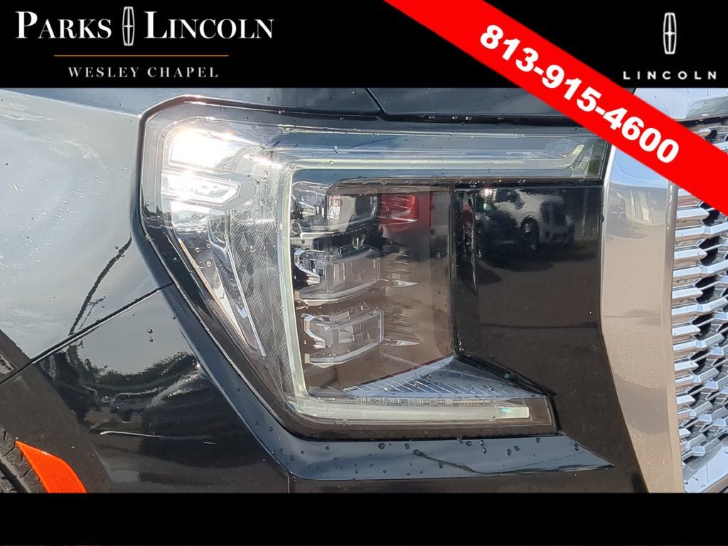 Used 2023 GMC Yukon Denali AWD/4WD image 6