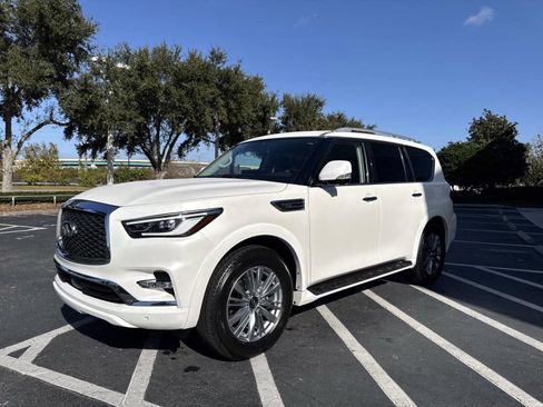 Certified 2023 INFINITI QX80 Luxe w/ Cargo Package image 5