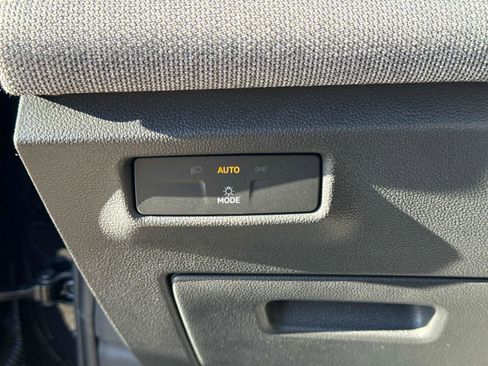 New 2026 Volkswagen Tiguan S image 30