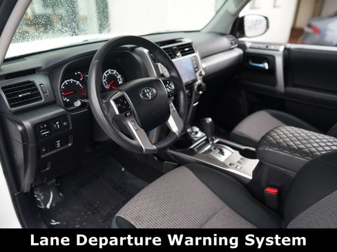 Used 2020 Toyota 4Runner SR5 image 4