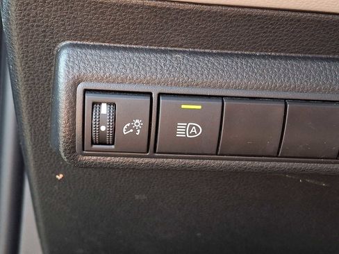 Used 2024 Toyota Corolla LE FWD image 21