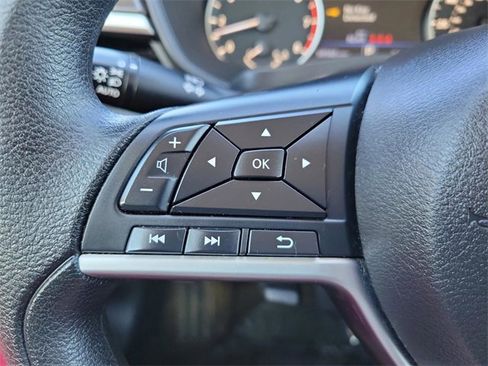 Used 2024 Nissan Altima 2.5 SV image 25