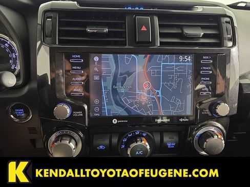 Used 2021 Toyota 4Runner TRD Off-Road Premium AWD/4WD image 14