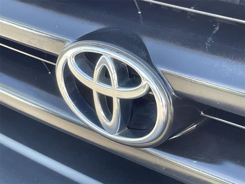 Used 2000 Toyota Tacoma PreRunner image 12