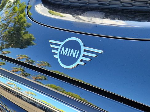 Certified 2024 MINI Cooper SE FWD image 24