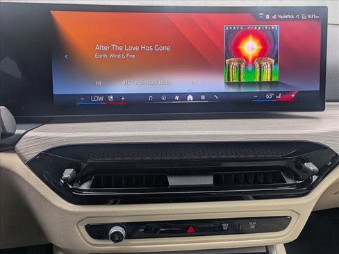 Used 2025 BMW 330i Sedan w/ Convenience Package image 12