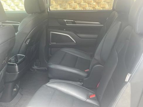 Used 2024 Kia Telluride S w/ S Sunroof Package FWD image 8