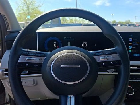 Used 2025 Hyundai Tucson SEL AWD/4WD image 18