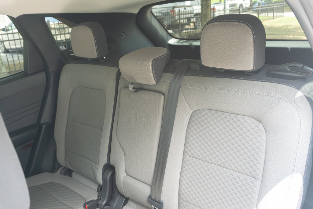 Used 2022 Ford Escape SE w/ SE Sport Appearance Package FWD image 16