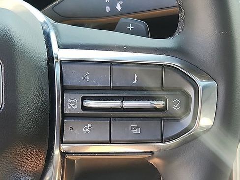 Certified 2025 GMC Yukon XL Denali w/ Denali Reserve Package AWD/4WD image 23