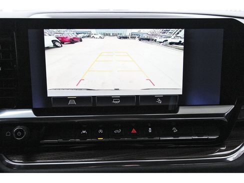 Used 2024 Chevrolet Silverado 1500 LT Trail Boss w/ Convenience Package II AWD/4WD image 20