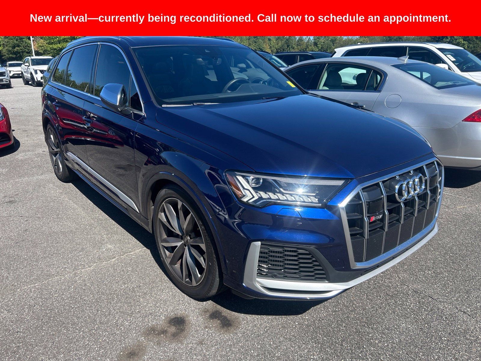 Used 2022 Audi SQ7 Premium Plus AWD/4WD image 2