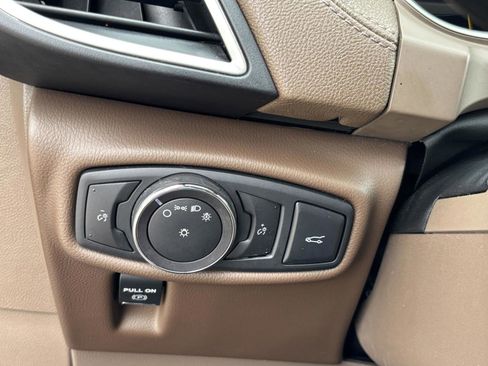 Used 2017 Lincoln MKX Reserve w/ Driver Assistance Package image 28